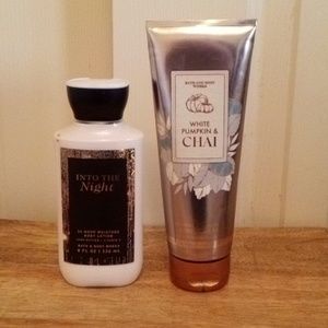 💙 NWOT Set of two bath and body lotions